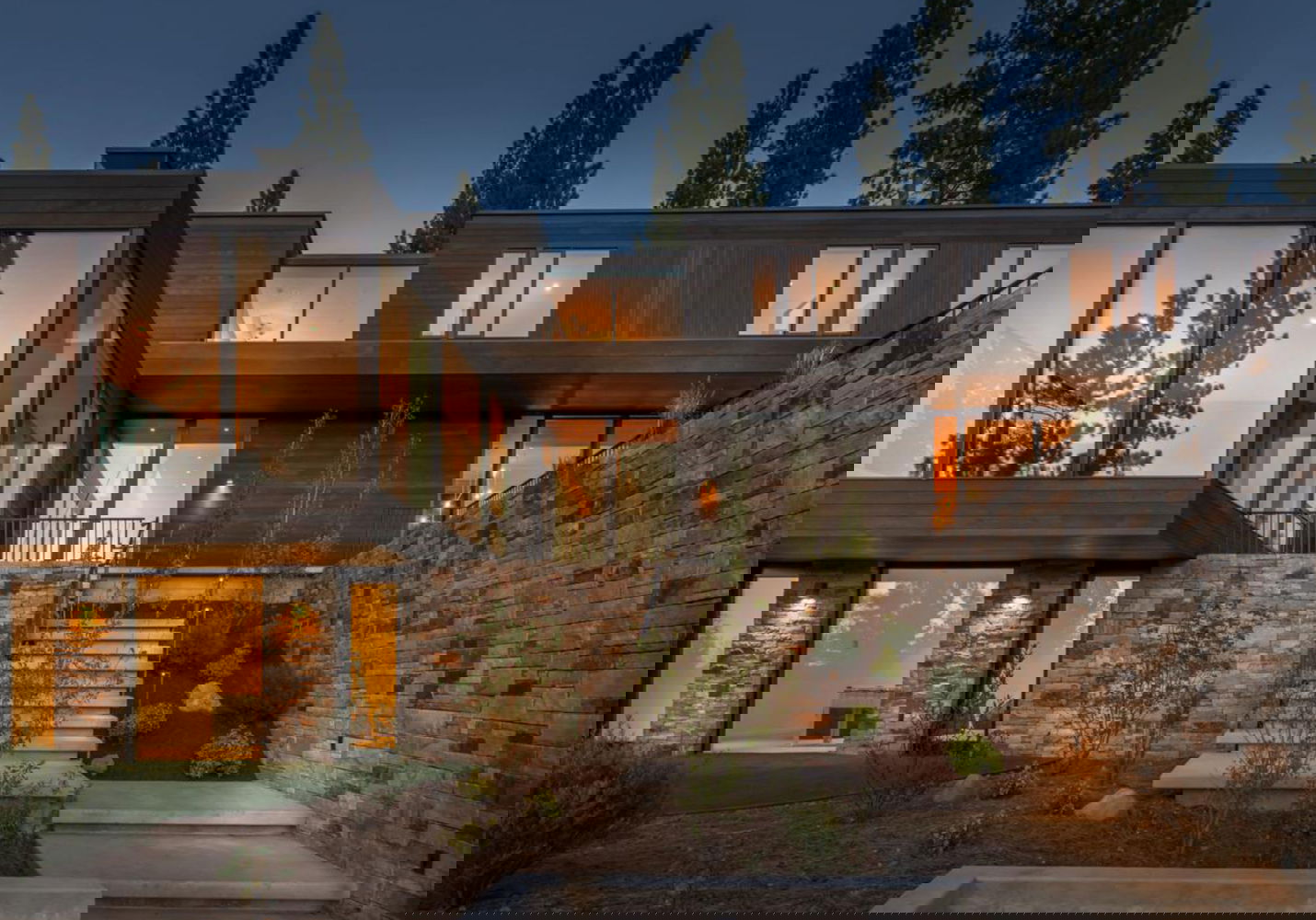 Pent House Design DWG with Interior Layout and Architectural Details