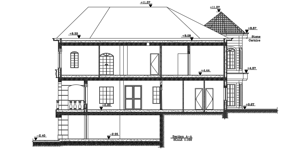 The northeast section view of the 18x17m house building