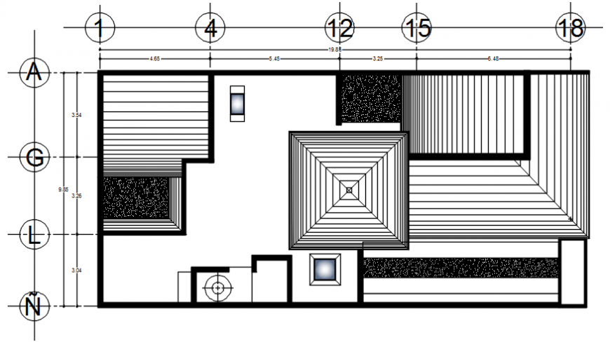 Roof plan of a house dwg file